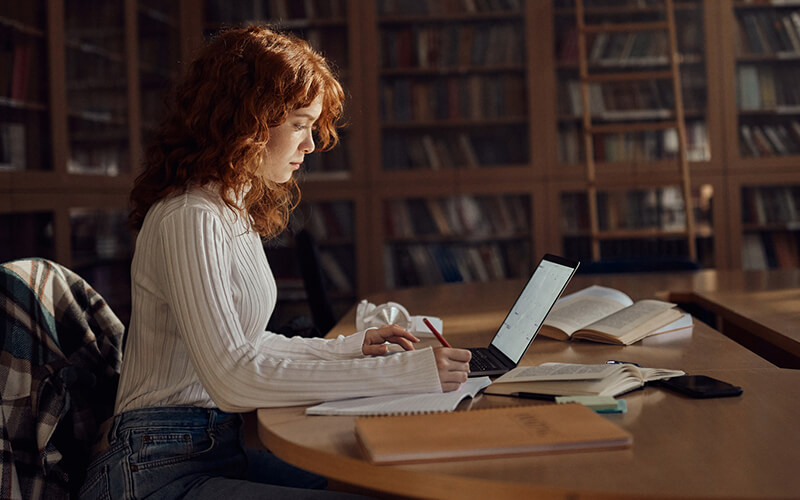 Student in library